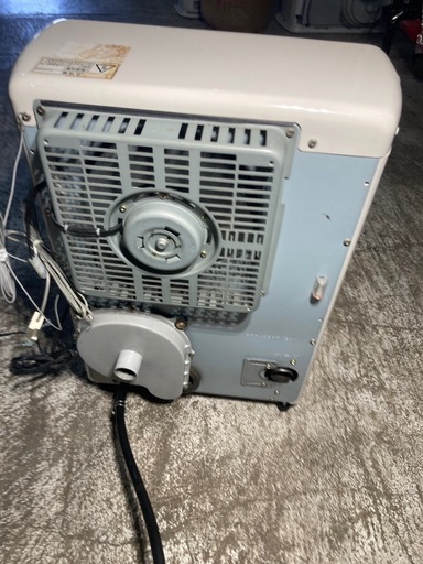 サンポット　格安FF式ストーブ　動作確認済み　内部清掃済み　②中
