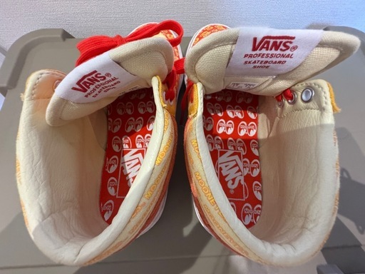 MOONEYES ムーンアイズとVANSコラボスニーカー
