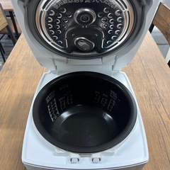 【✨きれいです✨】三菱炊飯器5.5 合炊き　炭炊釜の画像