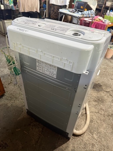 日立 全自動洗濯機 ビートウォッシュ 洗濯容量7kg 本体幅53cm 洗剤セレクト 大流量ナイアガラビート洗浄 BW-V70F W ホワイト