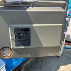 無料！早い者勝ち！鍵付き！まだまだ使えます！金庫差し上げますの画像