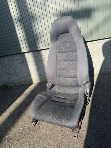 JZA80 スープラ RZ-S 運転席シート