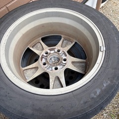 トヨタの純正ホイールの画像