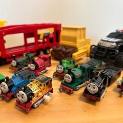 トーマス！トミカのカーキャリア！車セット！の画像
