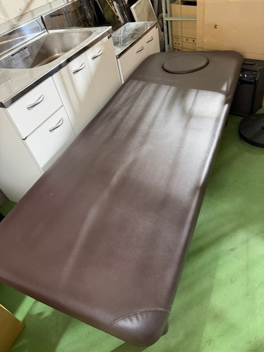 エステベッド◯エステ器機、機材一式
