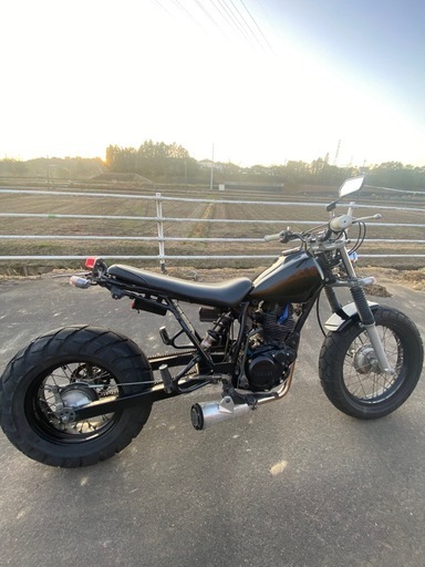 バイク tw200   2jl