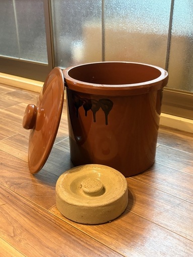 【漬物壺 陶器 蓋付き 重石付き ぬか漬け 味噌保存容器 レトロ】