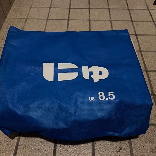 SANGACIO（さんがちょ） にゅーず バンクシーコラボ ブラック スニーカー
