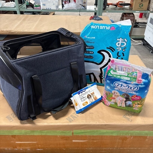 【メッセージ対応なし】ペット用品まとめ ペットキャリー ペットバッグ ペットバッグ ペットシーツ ベットオムツ 犬 猫