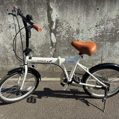 取引決定しました！札幌市内、江別、北広島配達無料！整備点検済防犯登録料（800円込み）中古20インチ折りたたみ自転車　ネイビー！ 売約済み】20インチ 🚲 中古 折りたたみ自転車 7480円 🔁6段切替