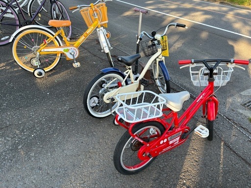 幼児用補助輪付き自転車