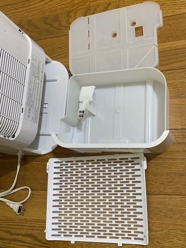 不具合 IRIS OHYAMA アイリスオーヤマ サーキュレーター衣類乾燥除湿機 IJD-150-W