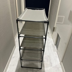 シューズ&タオルラック 不織布　分解可能の画像