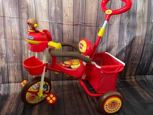 【アンパンマン三輪車】ブザー付き おでかけ三輪車　それいけ！アンパンマン デラックス