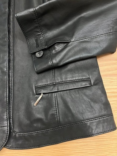 【未使用・美品】レザーショートジャケット