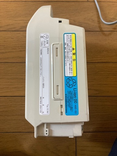 ヤマハ電動自転車バッテリー
 YAMAHA（ヤマハ） 新品 純正 YAMAHA X0T-22 X0T-82110-22 ブラック 