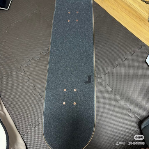 限定版スケートボード