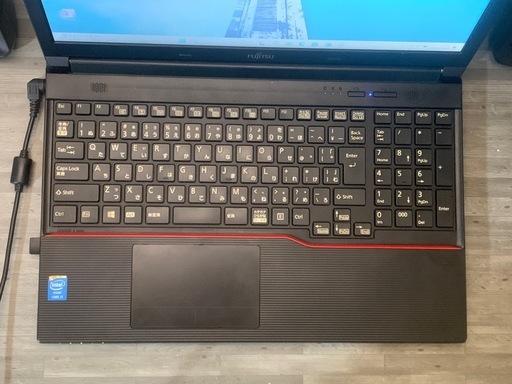 【爆速SSD 512GB】富士通 LIFEBOOK / Win11 / Office2024 / 第4世代i5 / メモリ8GB