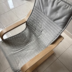 IKEA ポエングキッズチェアの画像