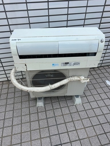 三菱♢﻿霧ヶ峰♢﻿主に8畳♢﻿ムーブアイ♢﻿人感センサー♢﻿空気清浄機能♢﻿自動お掃除機能♢﻿スマートフォン対応