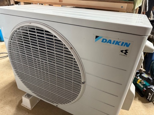ダイキン　ルームエアコン　2023年製　10畳用　室内機分解クリーニング済み