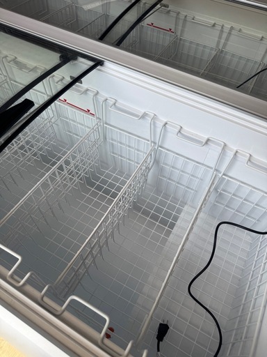 【在庫5台入荷！】【値下げ不可】【配送可能】業務用(ジェーシーエム)JCM 冷凍ショーケース ラウンド扉 JCMCS-350 350リットル 幅1610×奥行697×高さ850mm