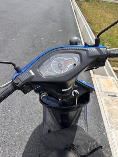 スズキ　アドレスV125S 青　　タイヤ新品