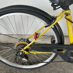 ４J171　シティサイクル２６サイズ６段変速オートライト付きの画像