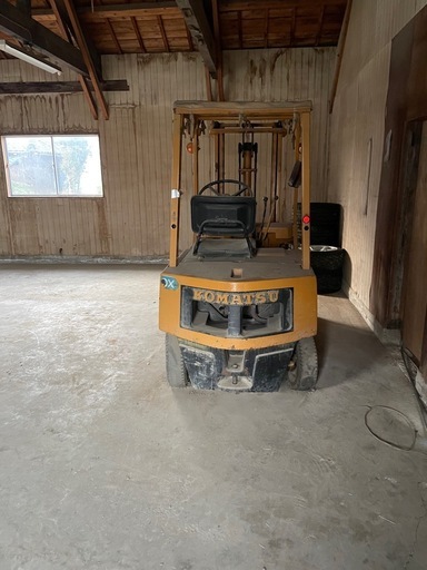 【取りに来てくれる方限定】Komatsu FG15Lフォークリフト