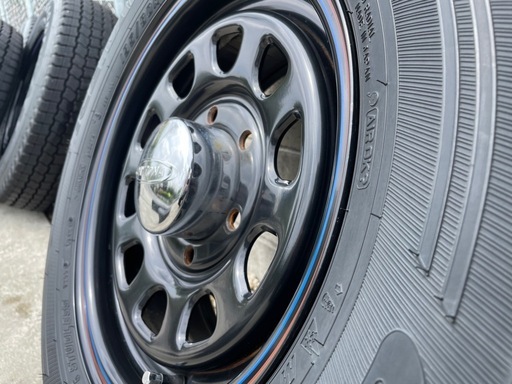デイトナホイール　スタッドレス　　195/80R/15ハイエース