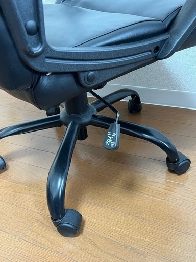 ニトリ ワークチェア ファスKD デスクチェア　