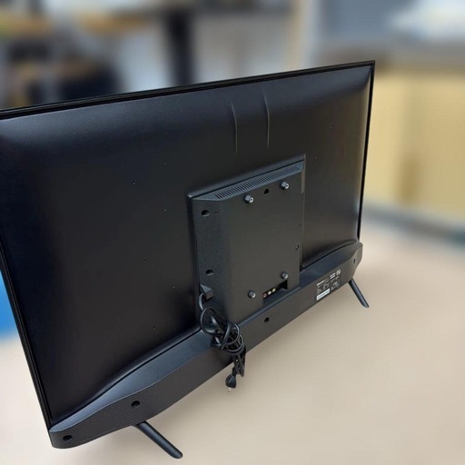 40インチのHisense液晶テレビ