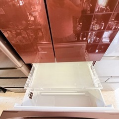 2015年製 大容量冷蔵庫 555L 高級感デザインの画像