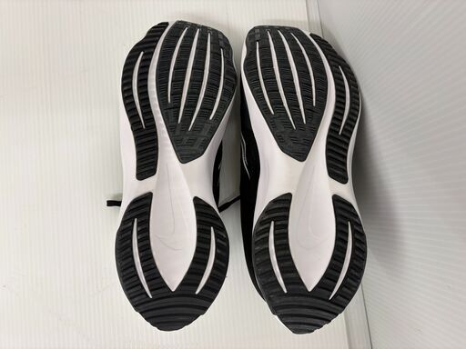 NIKE　エアズーム ライバル フライ3　スニーカー　28.5cm
