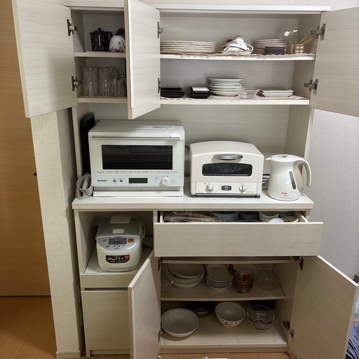 食器棚