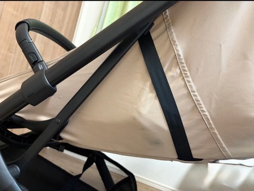 【使用期間1ヶ月】バガブー　バタフライ2 デザートトープ　ベビーカー　bugaboo Butterfly2 ストローラー