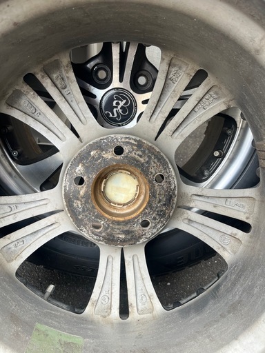 215/60r17 スタッドレスホイール付4本