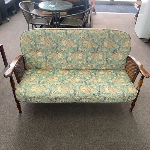 店頭引き渡し 中古 karimoku カリモク 2人掛けソファ ３人掛けソファ 花柄 家具 アンティーク レトロ