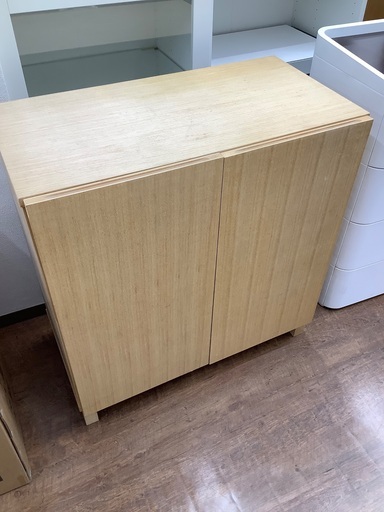 無印良品のキャビネットです。