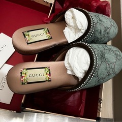 GUCCI グッチ　正規品　一度のみ使用　極美品　サンダル　靴の画像