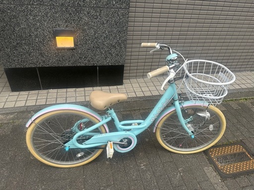 ★美品★20インチ　子供用自転車　LEDオートライト付き　水色