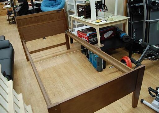 使用期間短め NITORI シングルベッド 幅102×奥208×高94cm ダークブラウン系 SP-001 マットレス付き U1-03 EM 床下スペース広め！ ニトリ シングルベッド  札幌市 清田区 平岡
