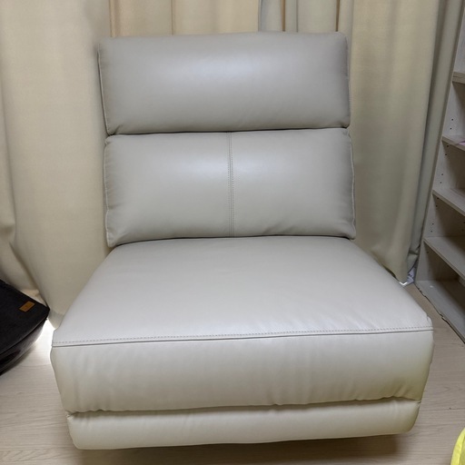 【千葉県千葉市/引き取り希望】電動リクライニング 本革カウチソファ