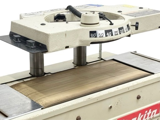 ◯マキタ 超仕上カンナ 超仕上げ 自動かんな 鉋盤 オートリターン makita LP2502C 切削幅250mm 電動鉋 木工機械 中古品■ジモティ姫路