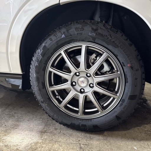 HONDA   ZR-V  スタッドレスタイヤ　　美品