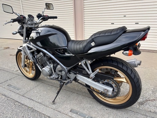 ⭐️バリオス250.自賠責付きでお得❗️ETC・USB装備⭐️タックロールシート・プラグなどかど新品交換で快調⭐️250ccネイキッドオートバイ⭐️ ⭐️バリオス250.自賠責でお得❗️ETC・USB装備⭐️タックロールシート