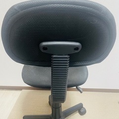 テレワーク　椅子の画像