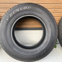 ハイエース新車外し純正タイヤ 195/80R15 103/101LT 4本 走行約1,000km 2024年製 美品の画像
