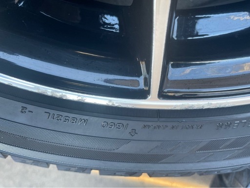 215\45\r17 タイヤホイールセット　スタッドレス