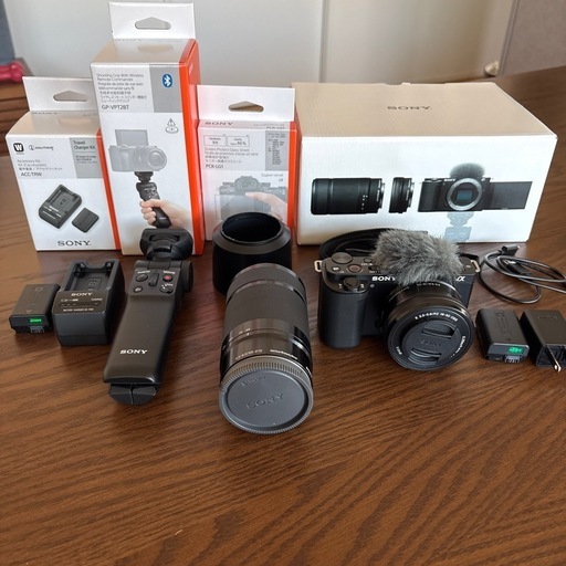 SONY ZV-E10Y  カメラ 三脚　トラベルチャージャーセット